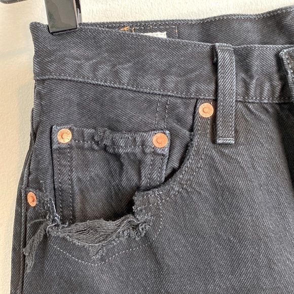 LEVIS 501 Mid Thigh High Rise Shorts Black - Picture 6 of 7